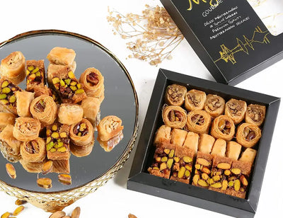 Mughe Gourmet Baklava Assortment Elegant Gift Box - Small Bite-Size Desserts Gifts - 22 pcs - 10oz (285g)