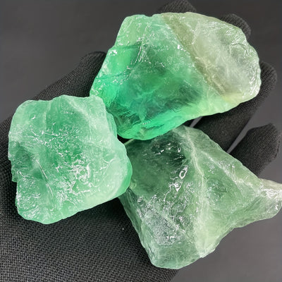 1pc/3pcs Light Green Raw Fluorite Crystals, Healing Crystals For Reiki Chakra Meditation