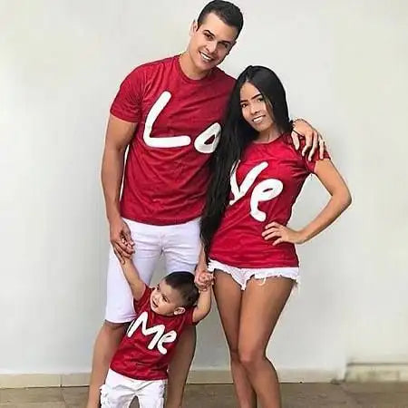 1pcs Love Me Family Shirts Day Matching Clothes Daddy Mommy and Me Family Matching T-Shirt Love Me Tee Tops Outfits
